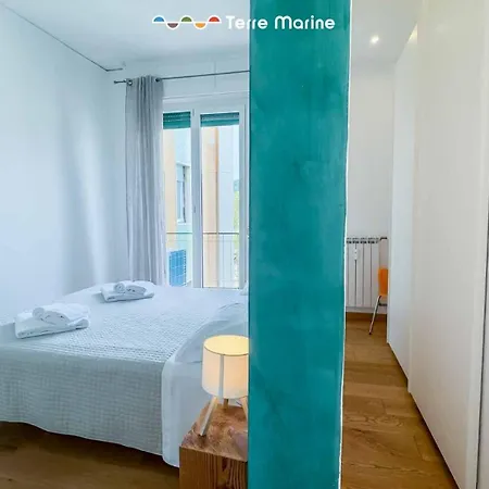Apartman Al Kennedy, Terre Marine